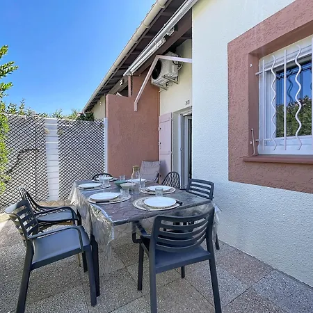 Holiday home 4155-maison Climatisee Avec 6 Couchages